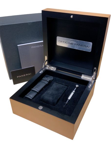 Panerai Luminor Base PAM00561